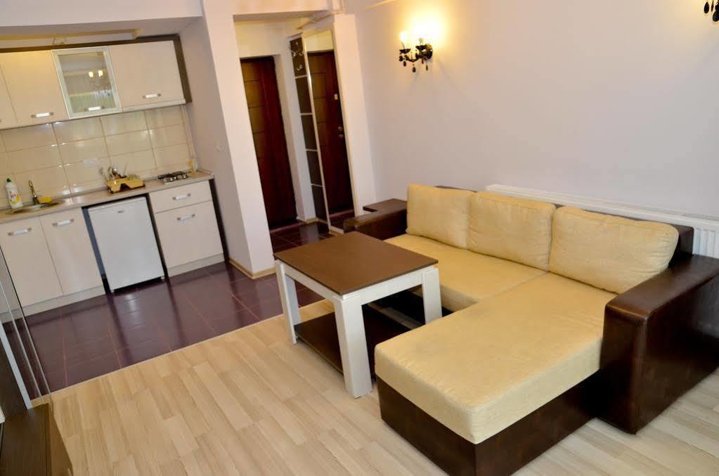 Arlequin Apartments Mamaia Eksteriør billede